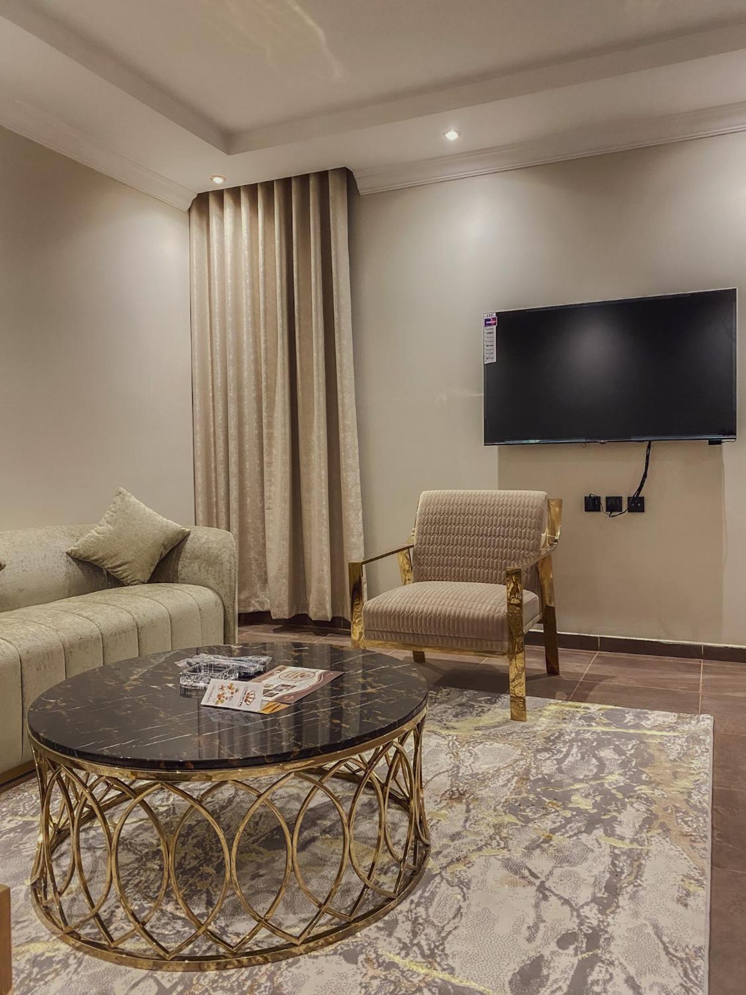 Comfort Al Taawon - Family Only Riyadh