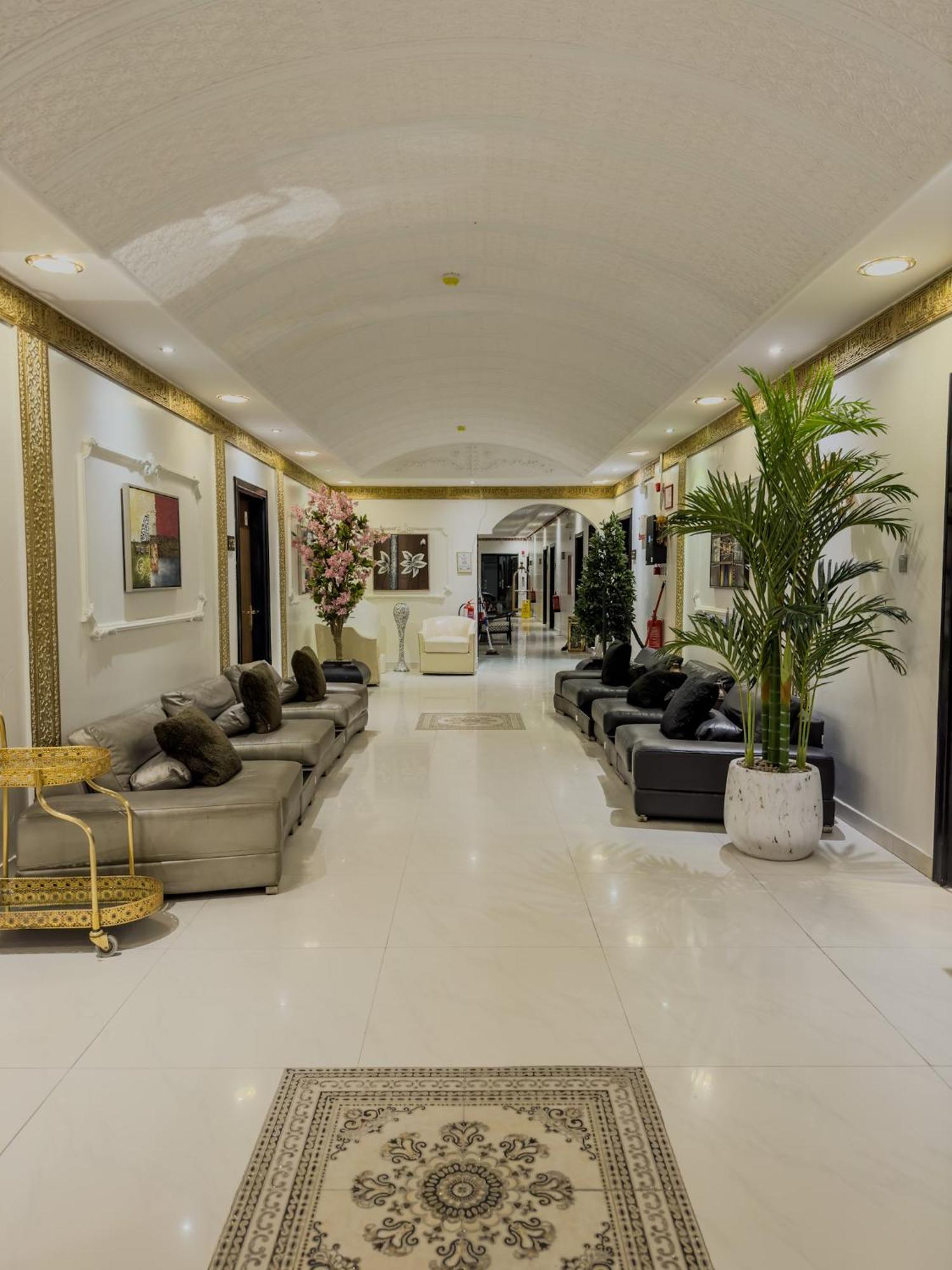 Comfort Al Taawon - Family Only 3*