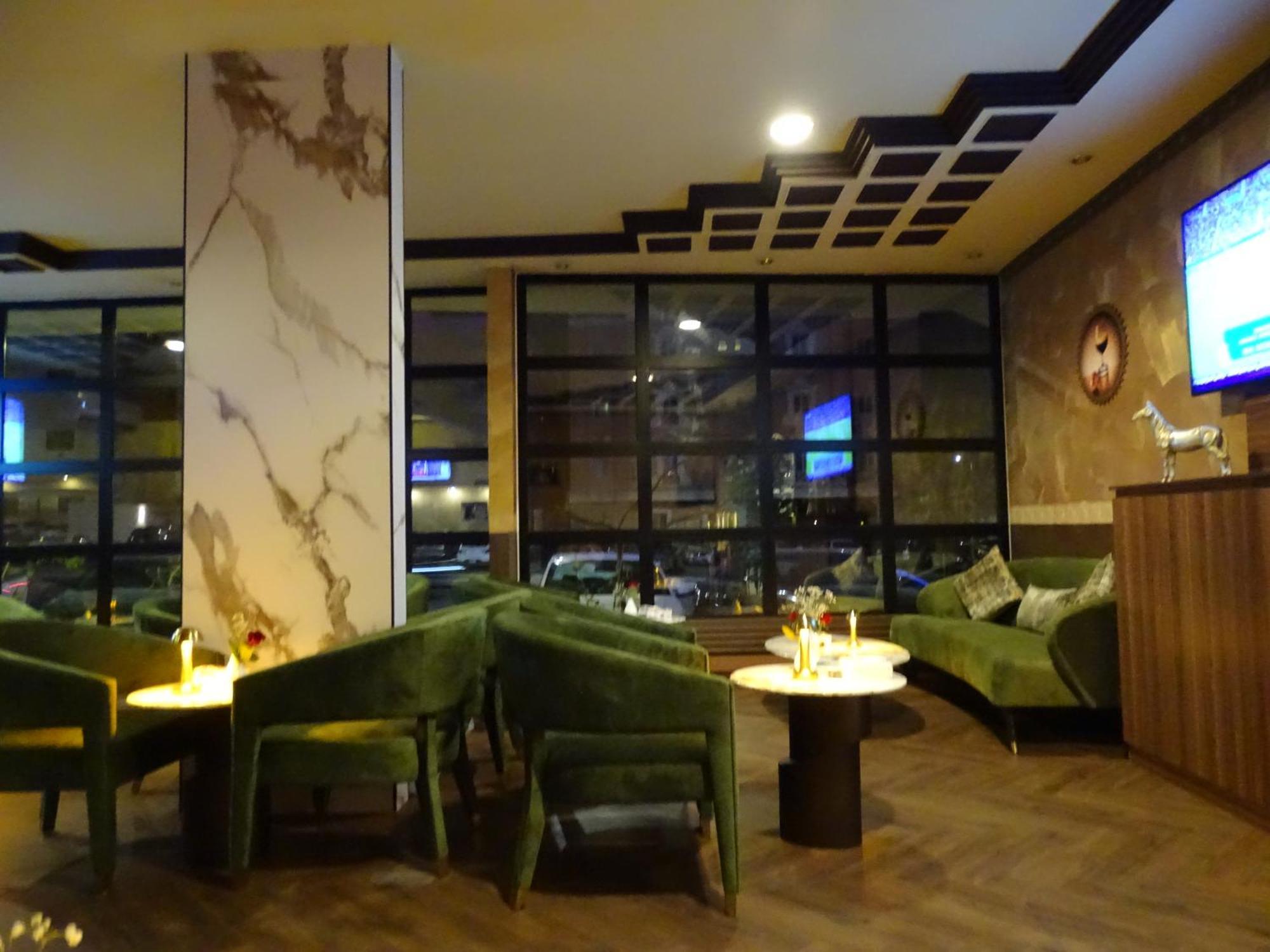 Comfort Al Taawon - Family Only