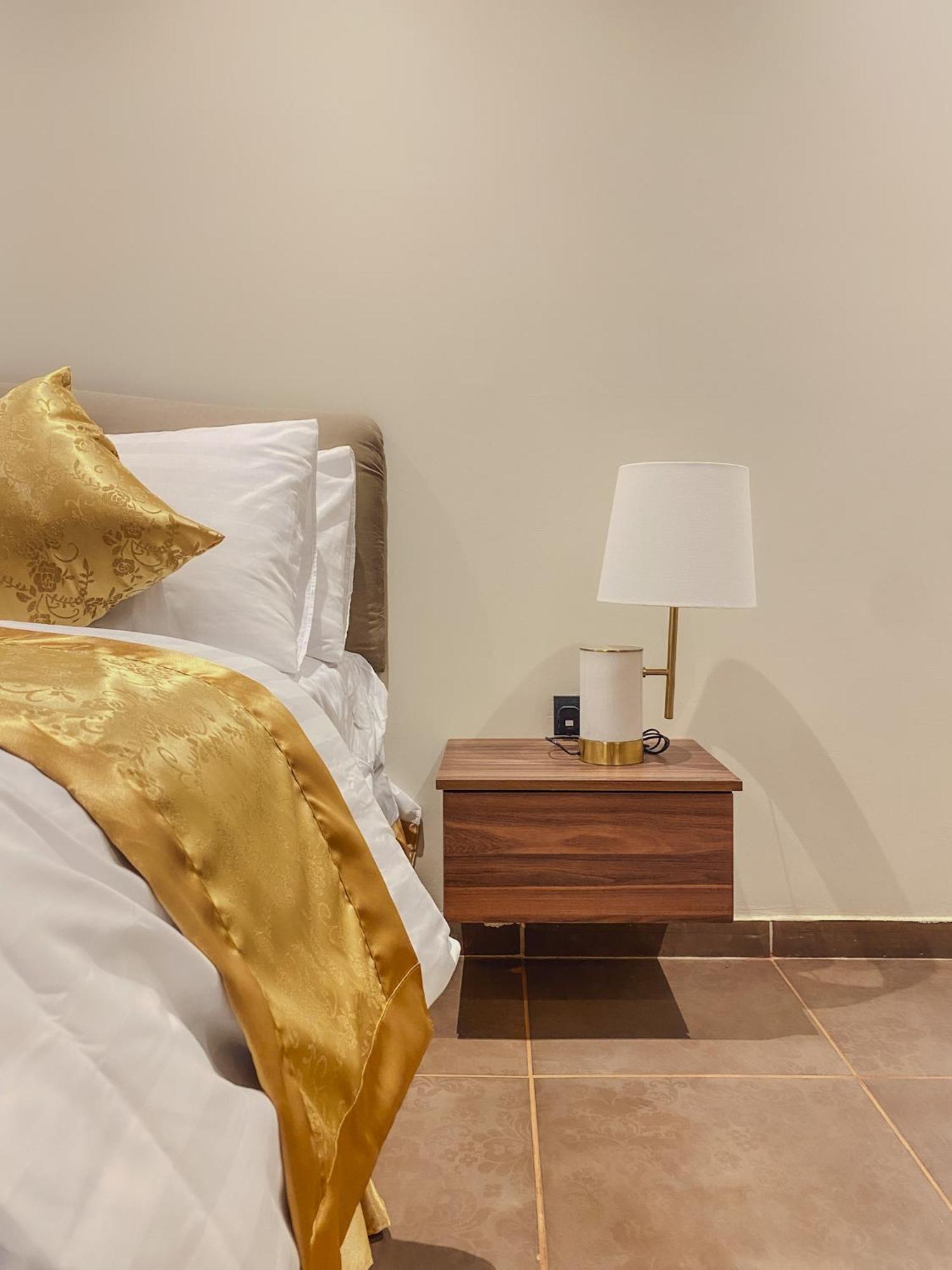 Comfort Al Taawon - Family Only 3*