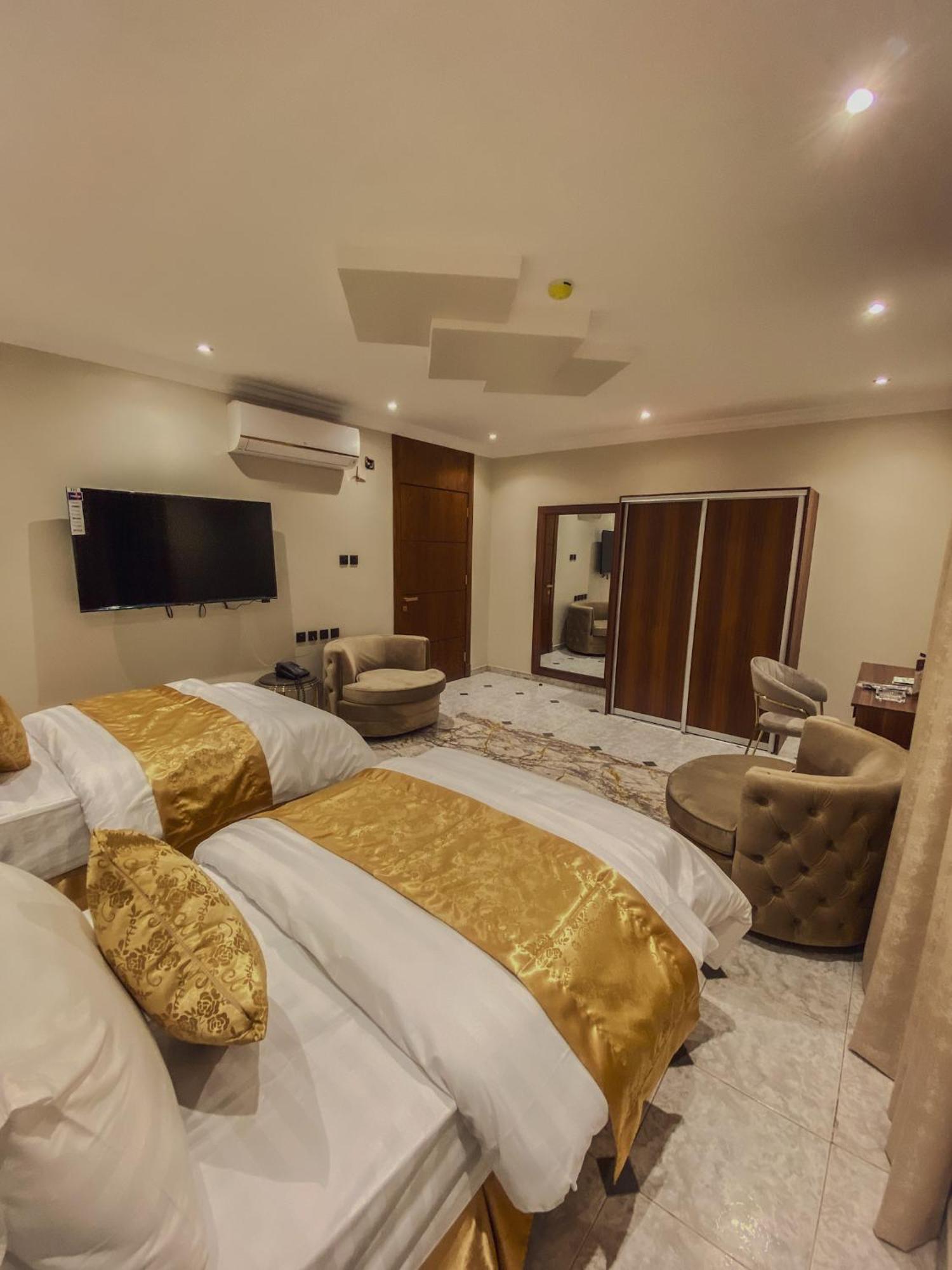 Aparthotel Comfort Al Taawon - Family Only 3*